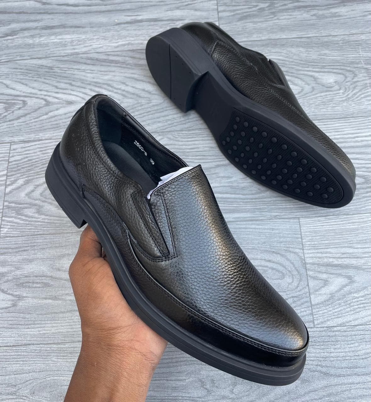 Clarks Comfort Slip-On Loafers – Brown